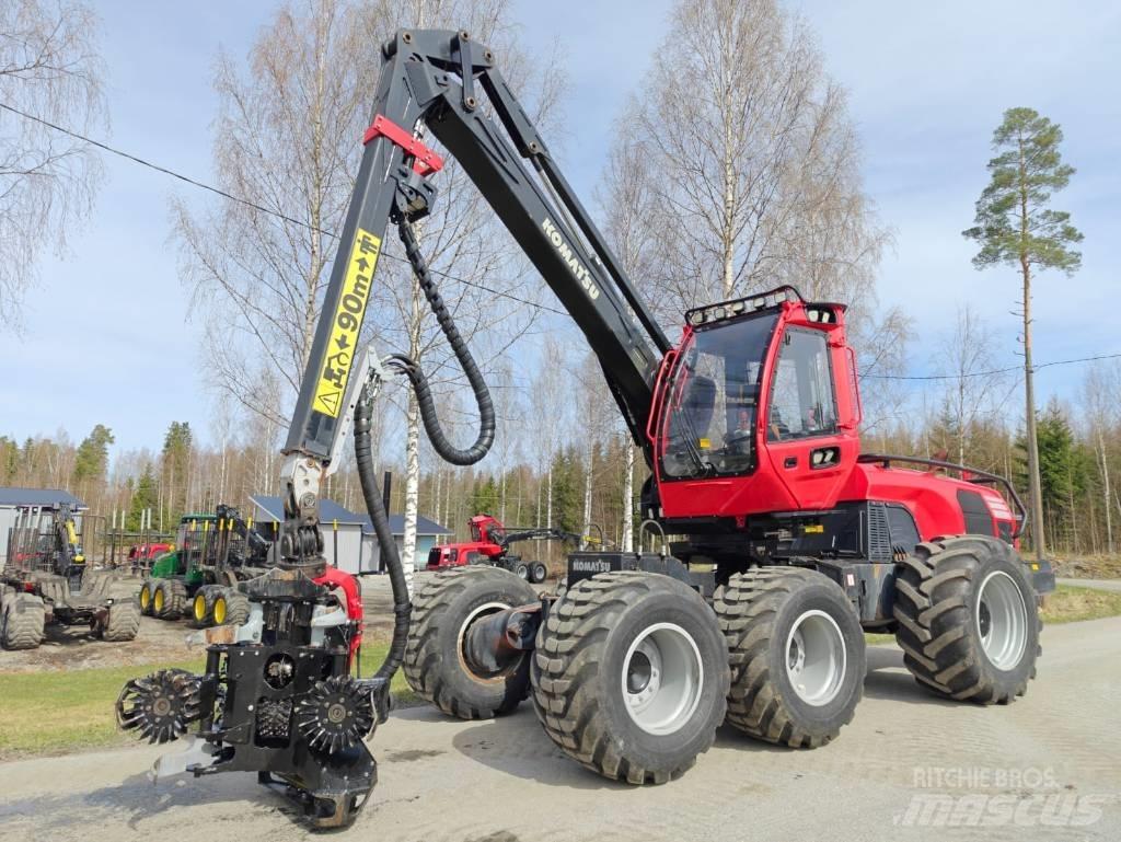 Komatsu 911 Harvesters