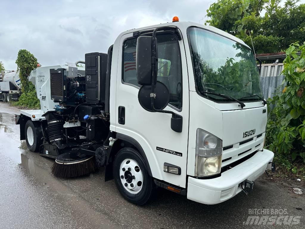 Isuzu NPR HD Sweeper trucks