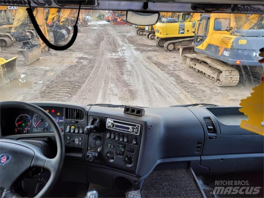 Scania R 420 8X4 Skip bin truck