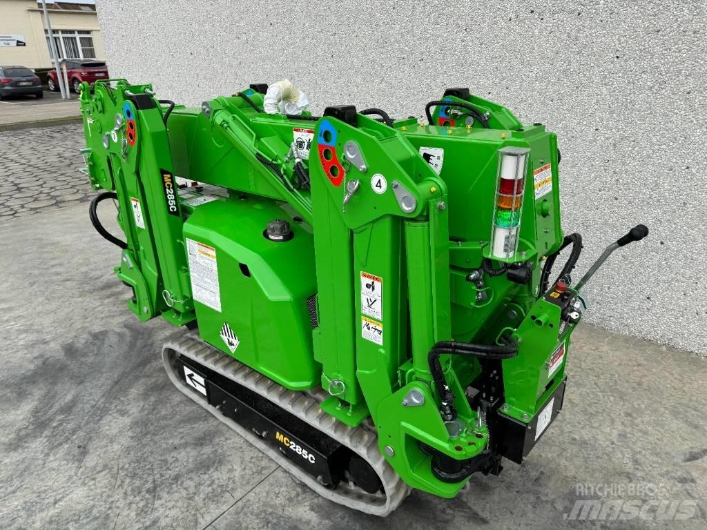 Maeda MC 285 CB-3 Mini cranes