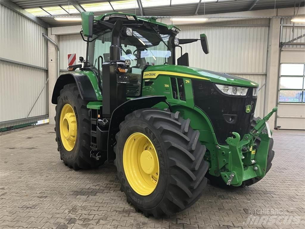 John Deere 7R 330 Tractors