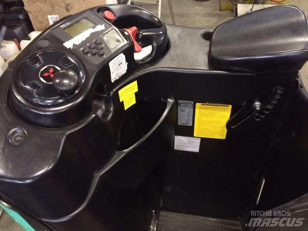 Mitsubishi PBR20N Low lift with platform