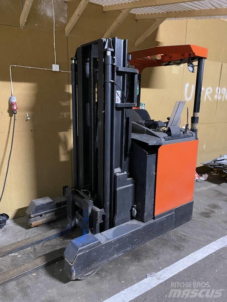 BT RR B 8 Reach truck