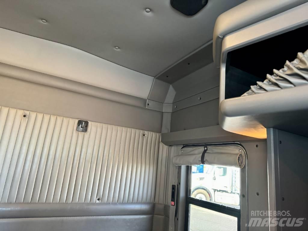 Kenworth T800 Prime Movers