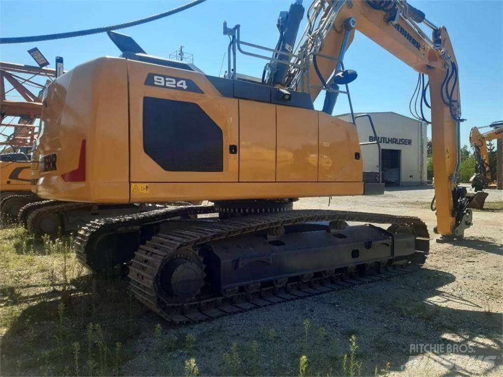 Liebherr R924 Crawler excavators