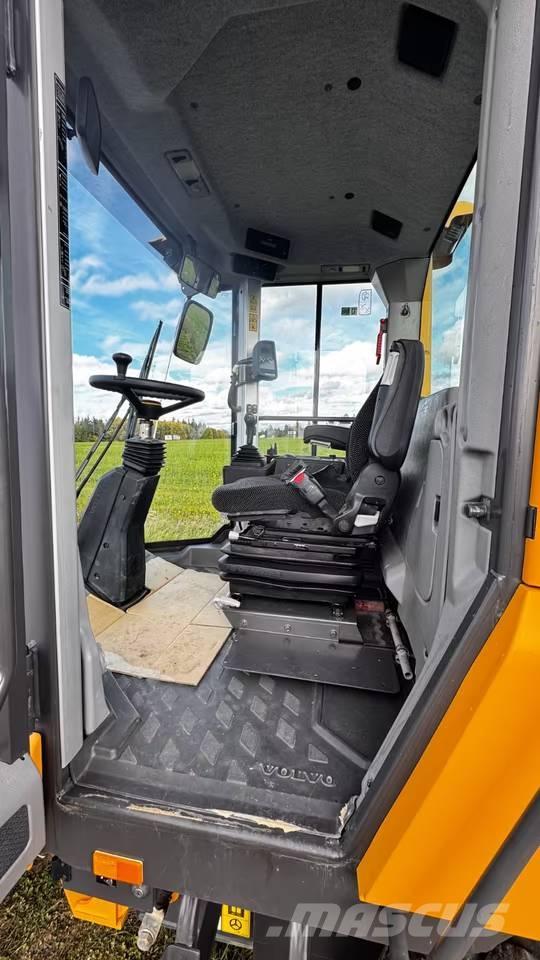 Volvo SD75B Single drum rollers