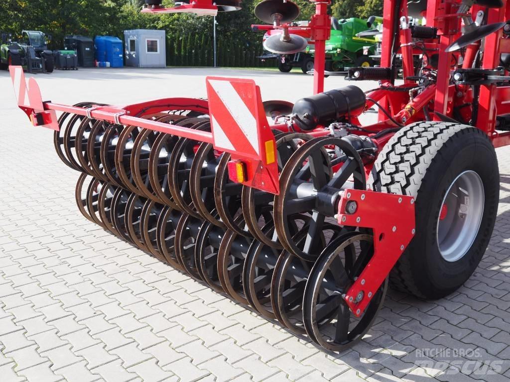Horsch Tiger 6 MT Cultivators