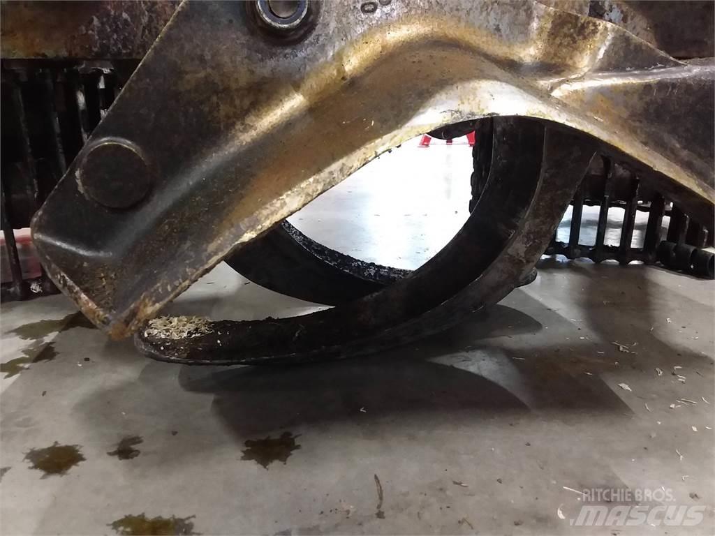 Komatsu S132 Harvester heads