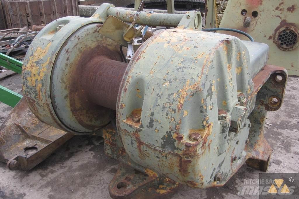 CAT D8K winch Other components
