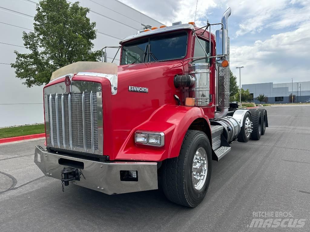 Kenworth T 800 Prime Movers