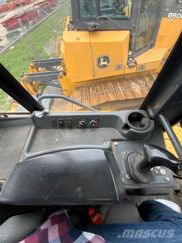 John Deere 850K WT Crawler dozers