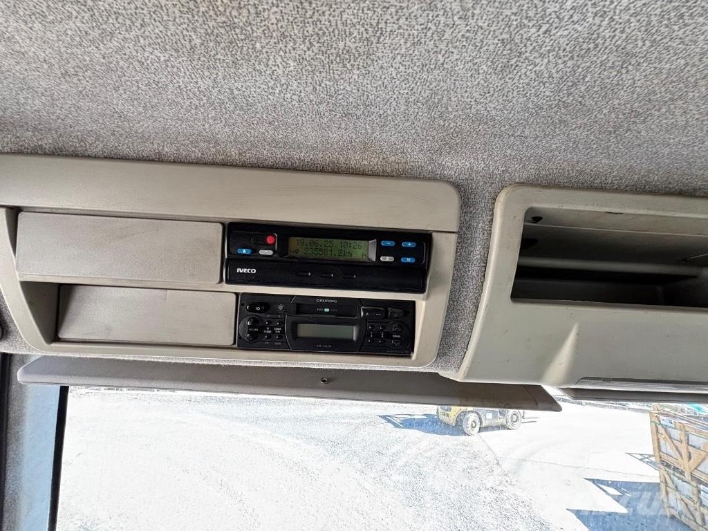 Iveco 180E 28 Tipper trucks