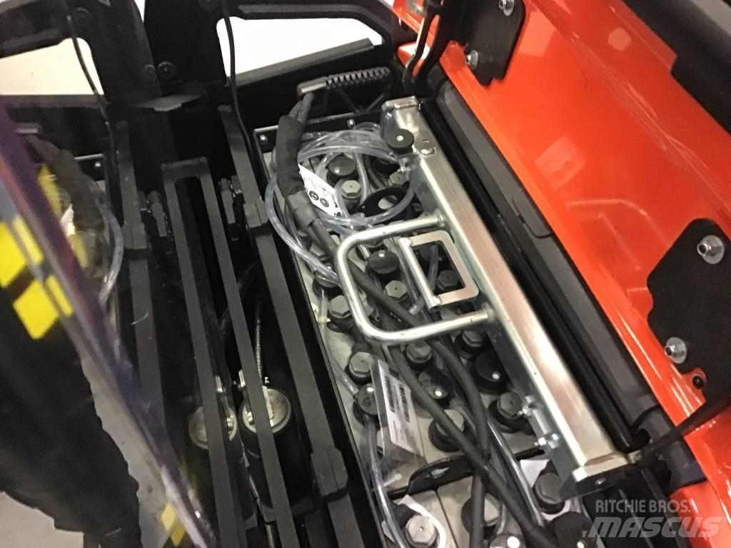 Toyota / BT SPE 140 L Pedestrian stacker