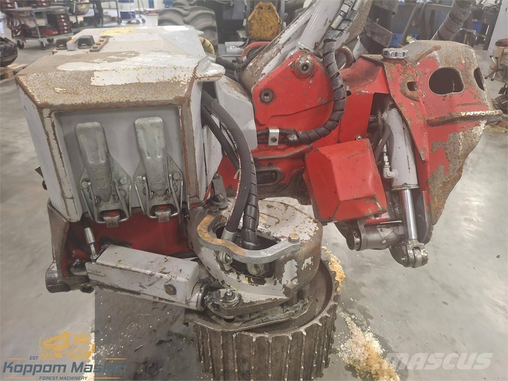 Log Max 3000T Harvester heads