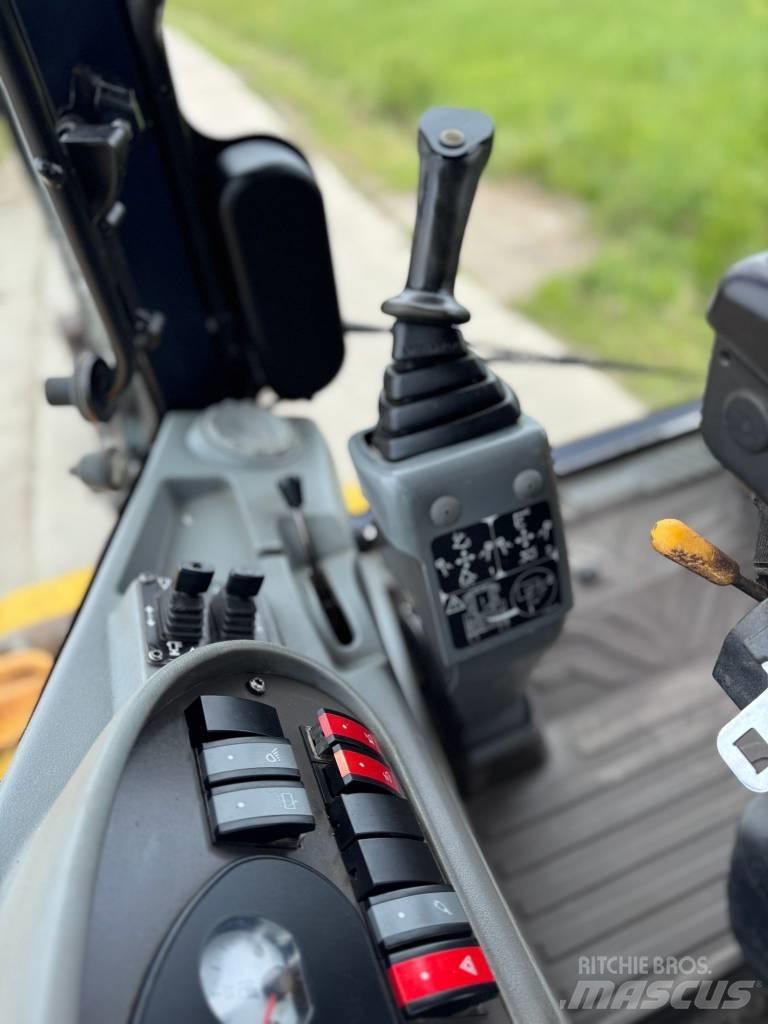 Volvo BL 71, JOYSTICK Backhoe