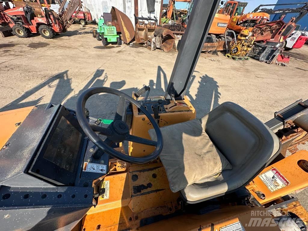 CASE 460 Trenchers
