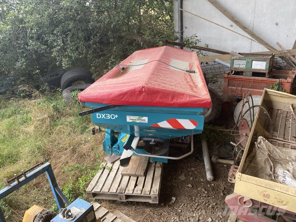 Sulky DX30+ Fertilizer sprayers