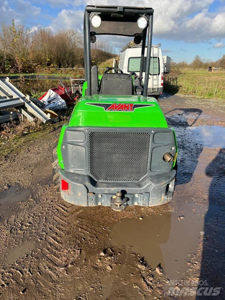 Avant 860 i Mini loaders
