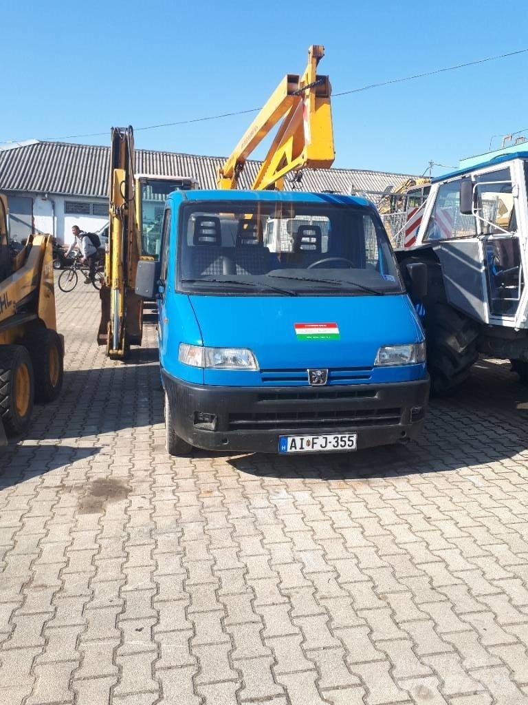 Peugeot Boxer Cars