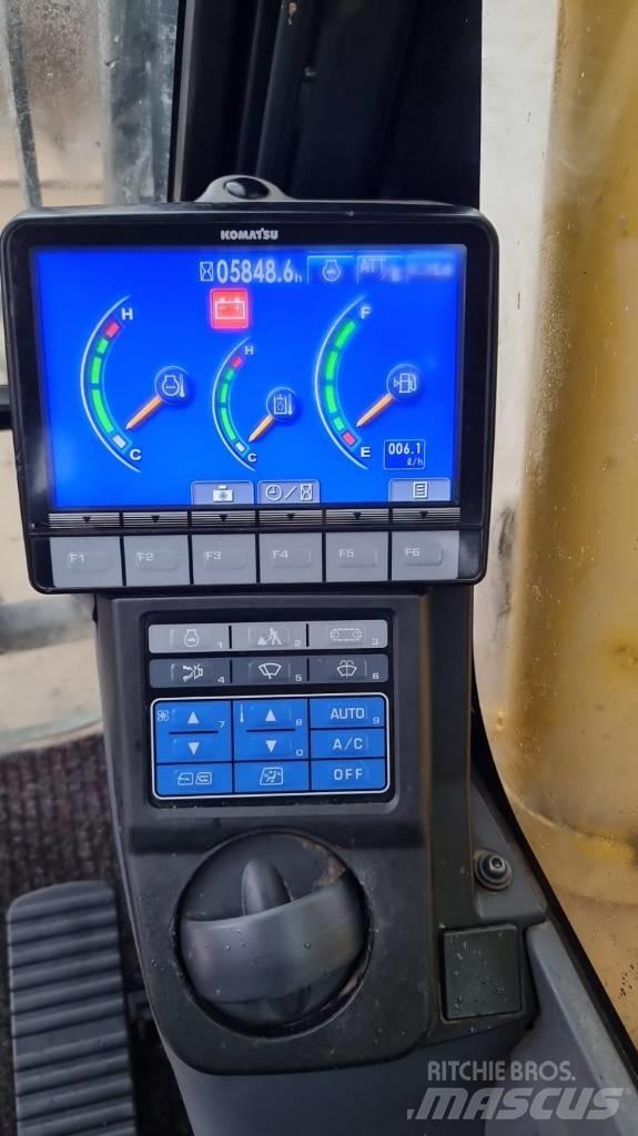 Komatsu PC 210 LC-10 Crawler excavators