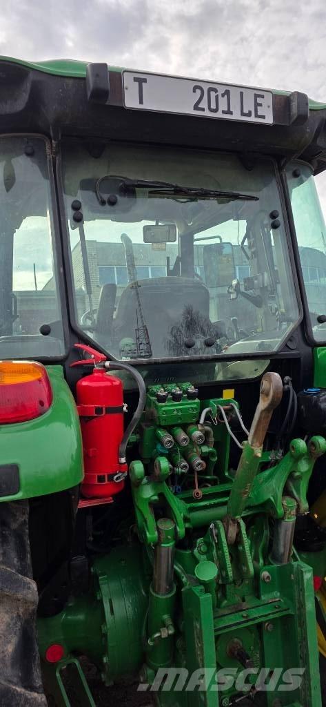 John Deere 5090 M Tractors