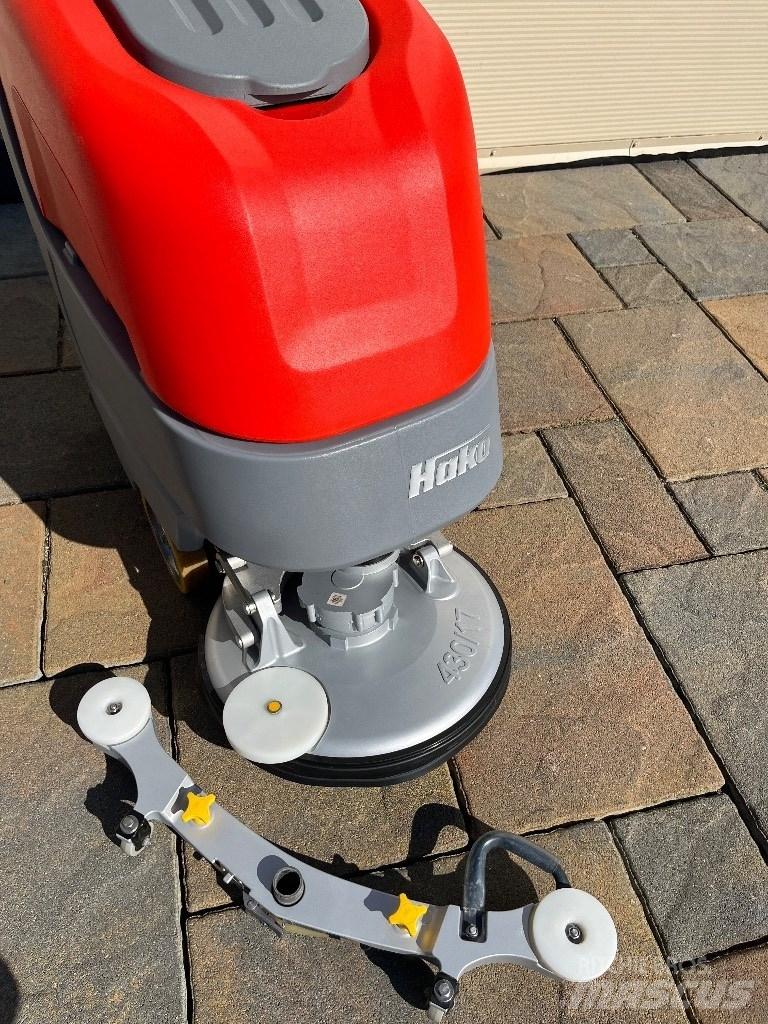 Hako B30 CL Scrubber dryers