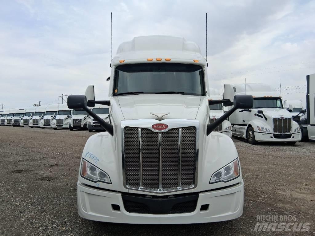 Peterbilt 579 Prime Movers