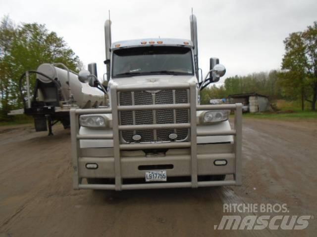 Peterbilt 567 Prime Movers