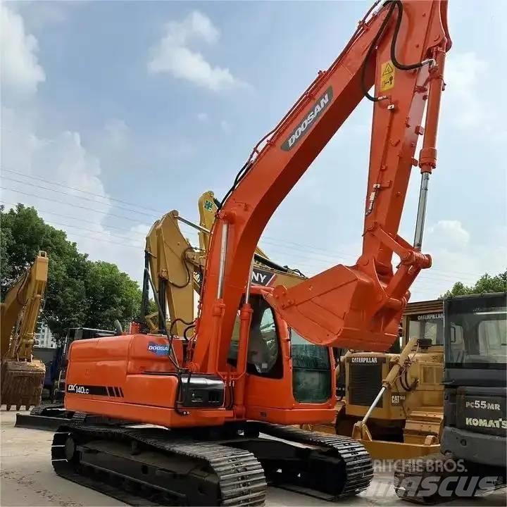 Doosan DX 140 LC Crawler excavators