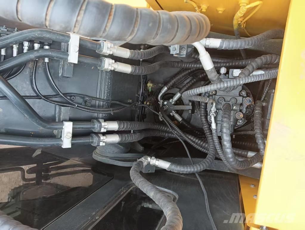 Hyundai 220 LC-9S Crawler excavators