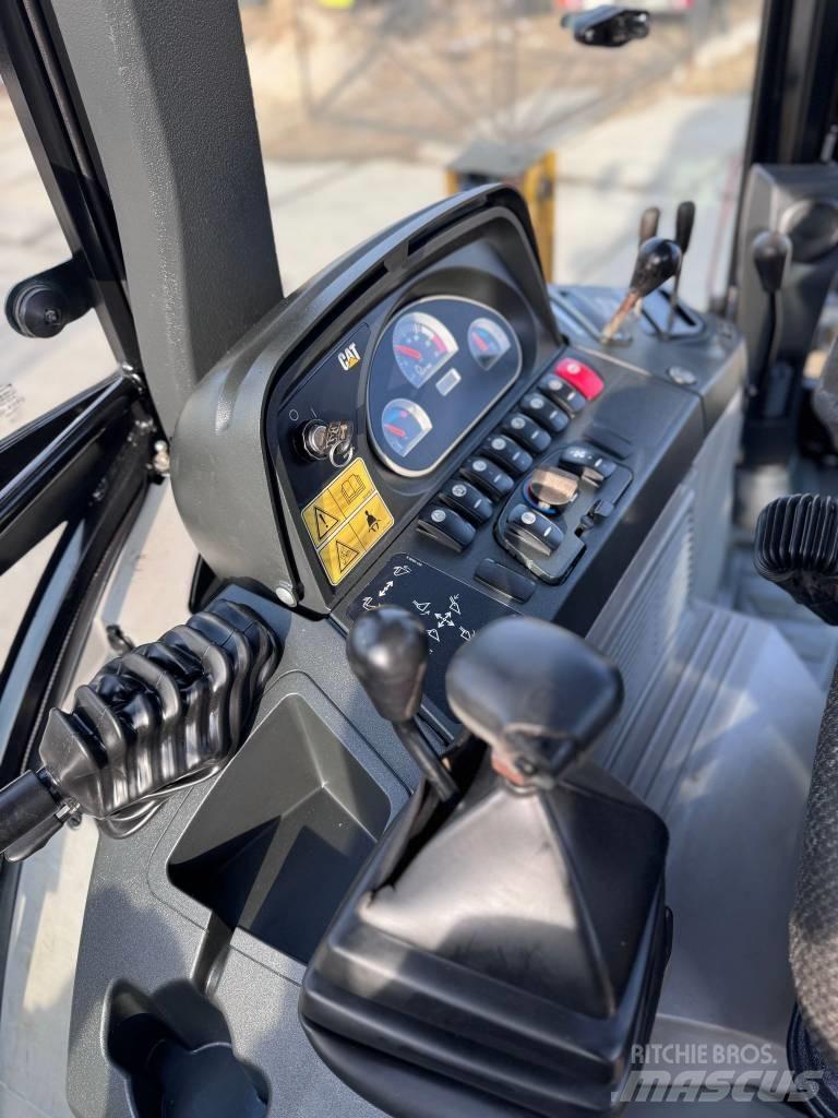 CAT 428 E Backhoe