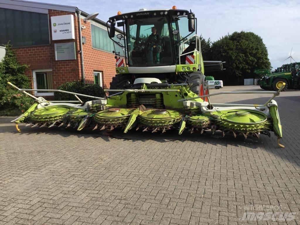 CLAAS ORBIS 750 Farm machinery