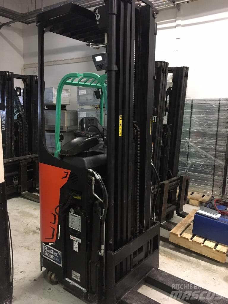 Rocla SST 16 AC Self propelled stackers