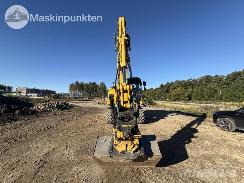 Komatsu PW 160 Wheeled excavators