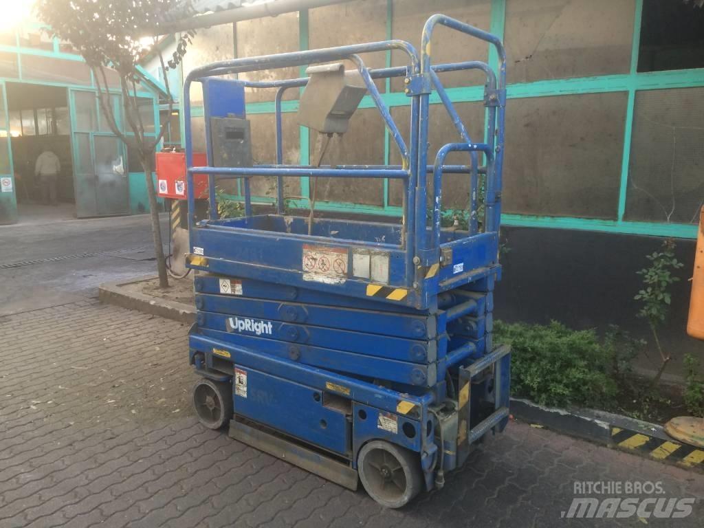 UpRight MX19    V-2783 Used Personnel lifts and access elevators