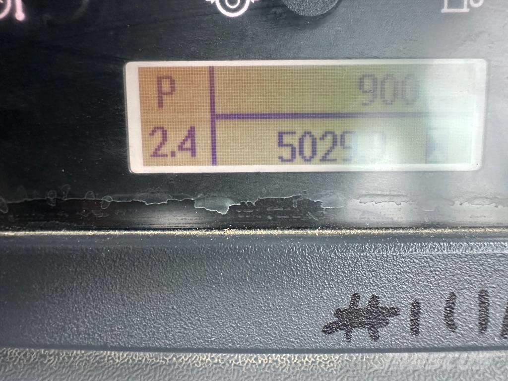 John Deere 550K LGP Crawler dozers