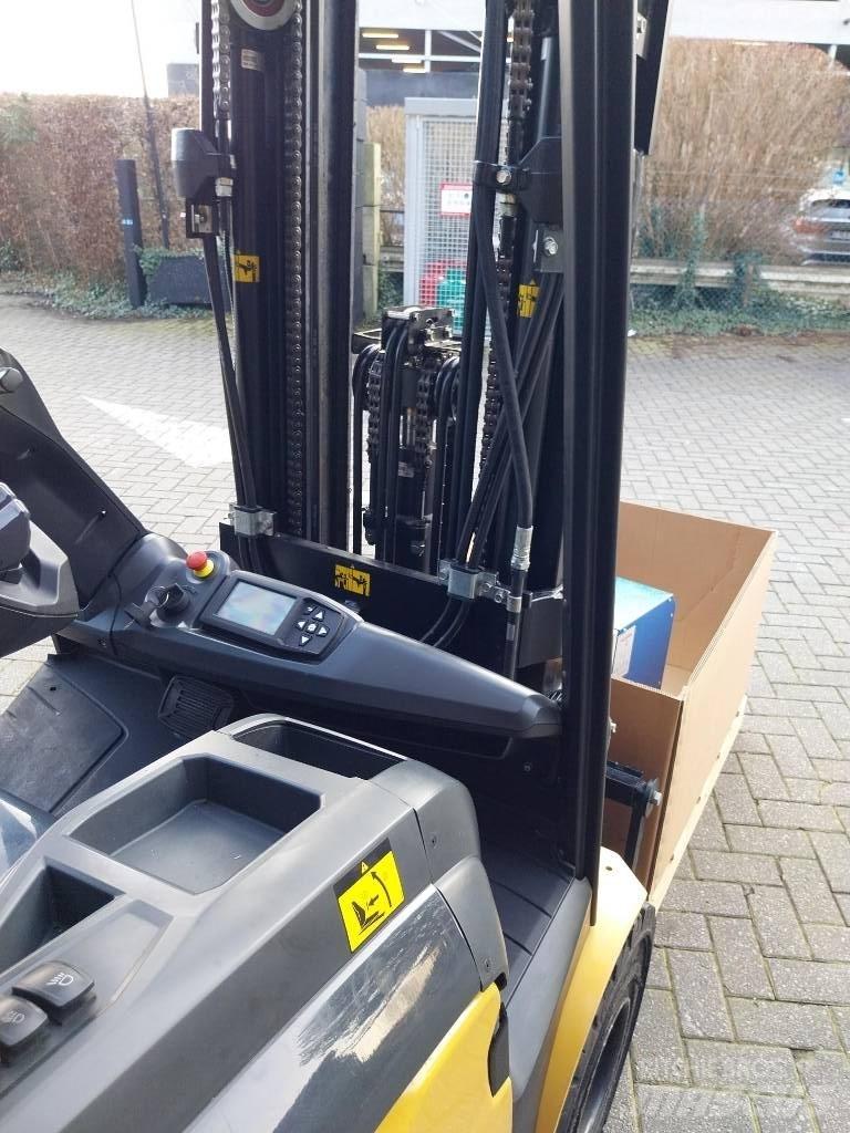 CAT EP25CN Electric forklift trucks