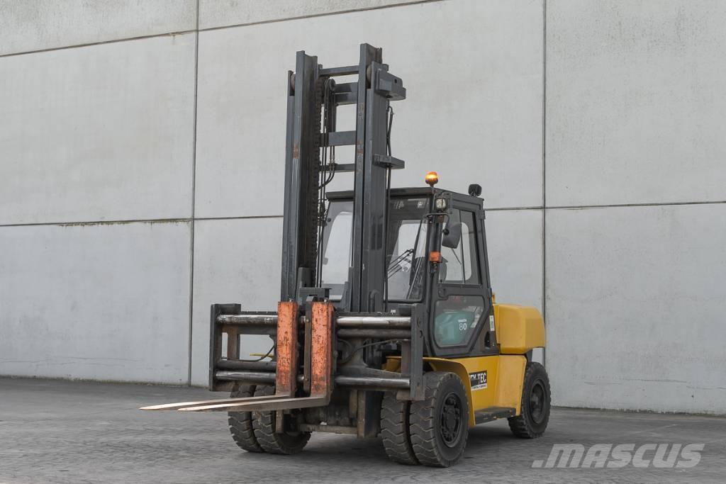 Komatsu FD 80-10 Diesel trucks