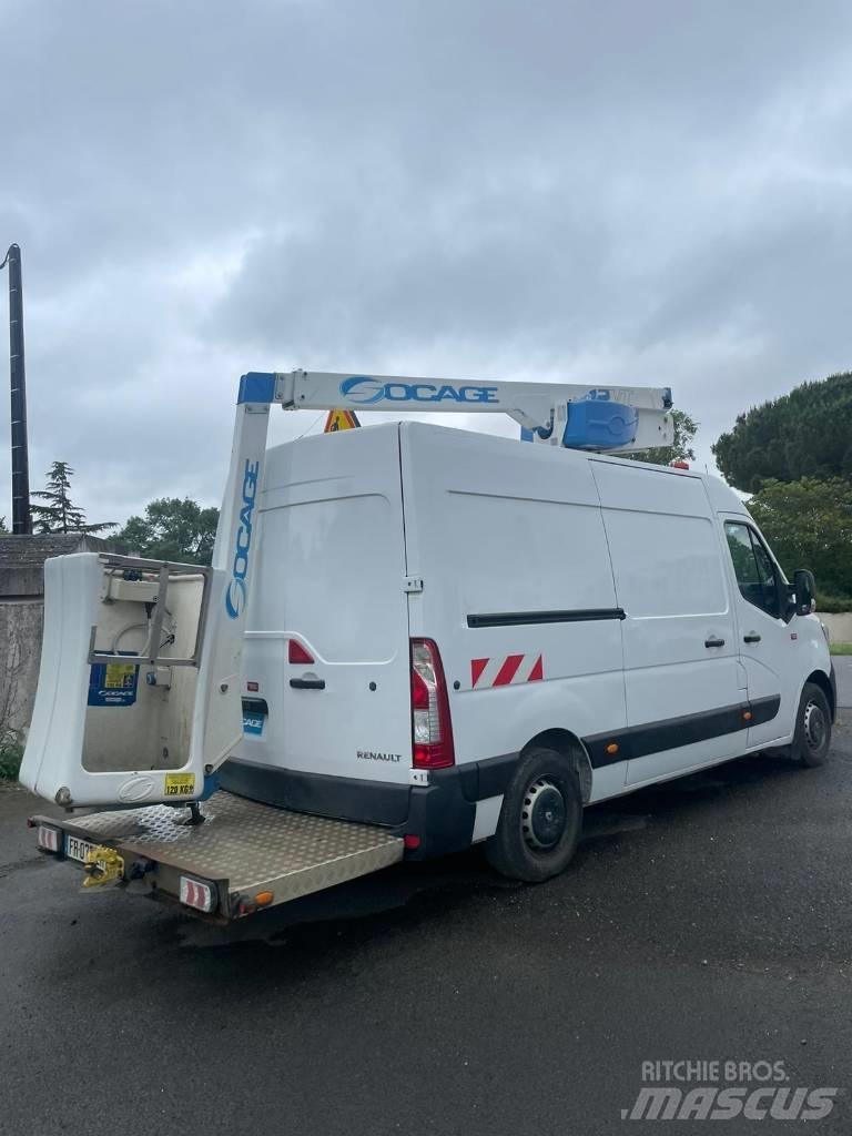 Renault Master Trailer mounted platforms
