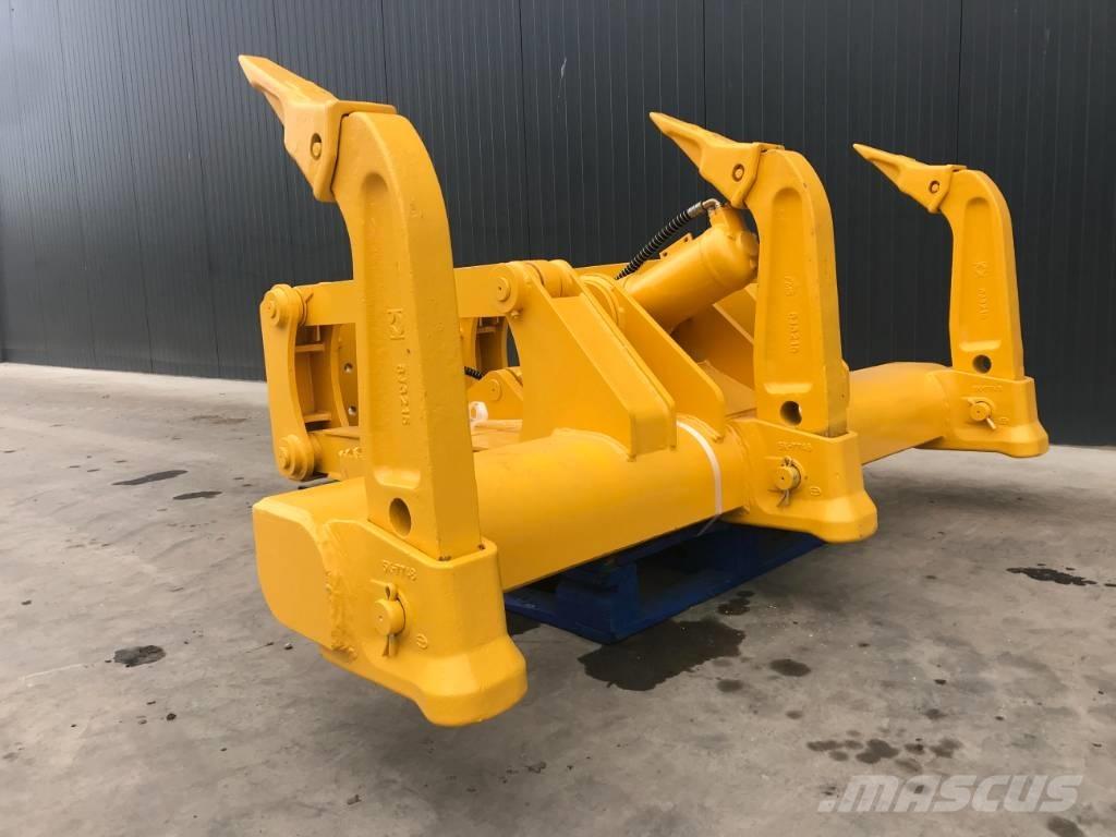 Komatsu D61 Scarifiers