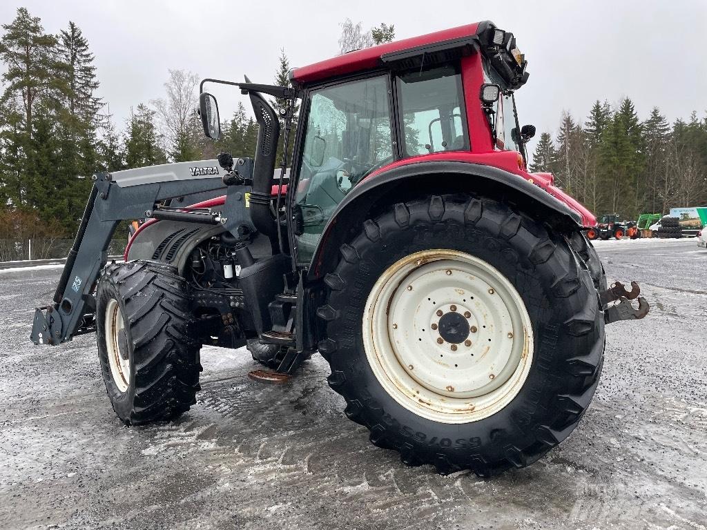 Valtra T202 D Tractors