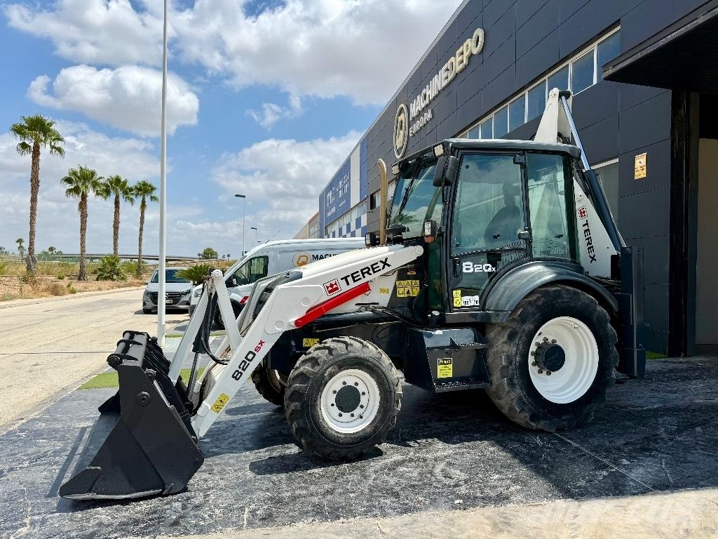 Terex 820 Backhoe
