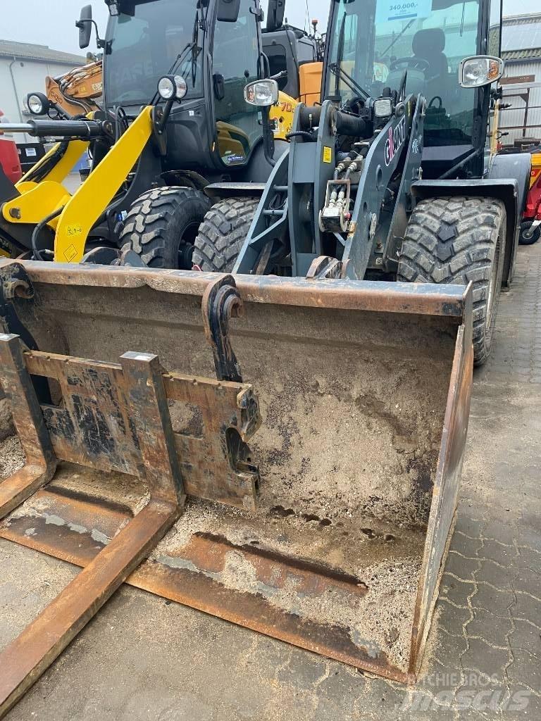 GiANT V 761 T Mini loaders