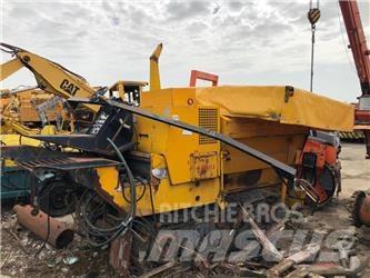 ABG Titan 111 Asphalt pavers
