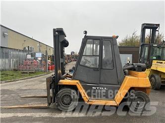 Still RX70-70 Diesel trucks
