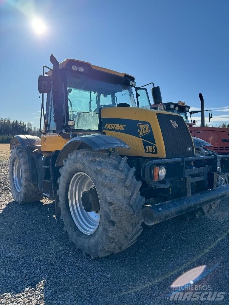 JCB Fastrac 3185 Tractors