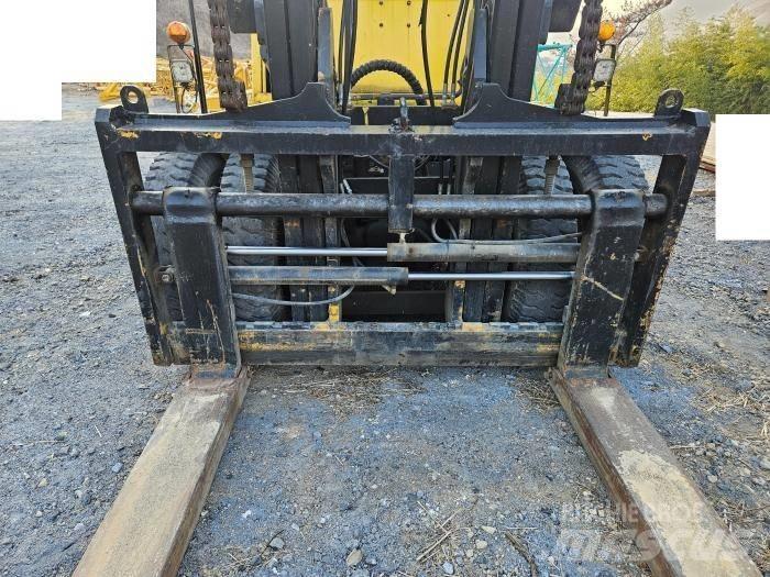 Komatsu FD 150 Reach truck