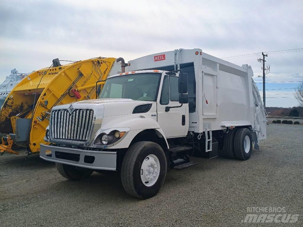International 7400 Waste trucks