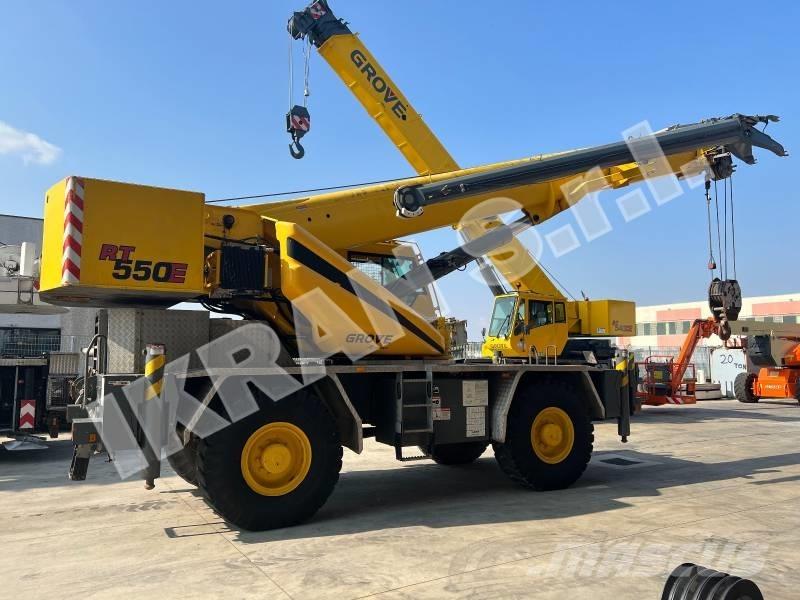 Grove RT550E Rough terrain cranes