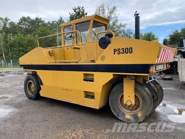 CAT PS 300 Pneumatic tired rollers